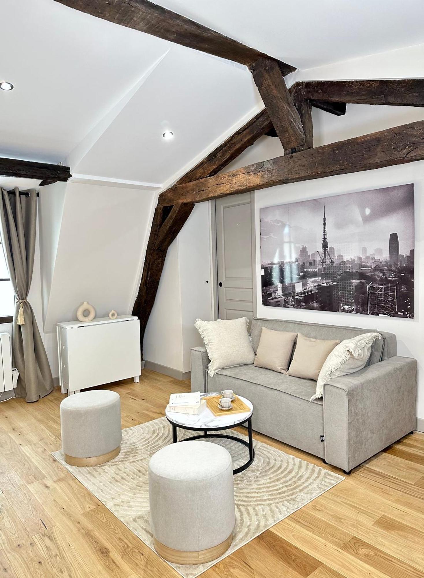 Le Marais' Finest Luxurious Apartment Париж Экстерьер фото